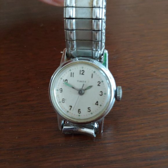 Vintage Timex Silver Stretch Band - Picture 5 of 6